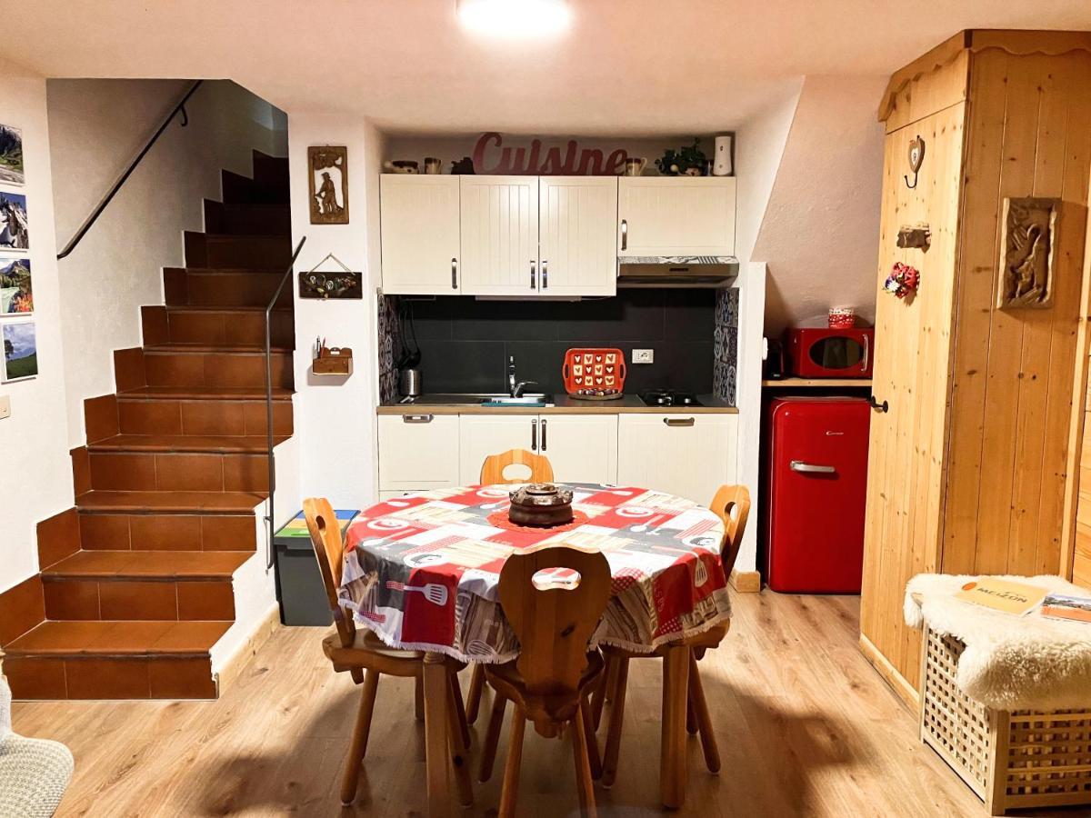 Meizon - La Montagna Gignod Extérieur photo